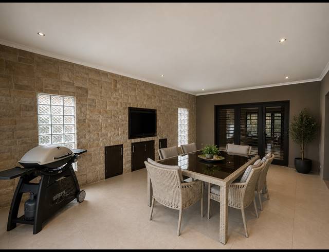 4 BEDROOM HOUSE FOR SALE IN PARKLANDS
